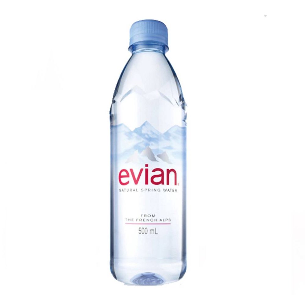Можно воду без газа. Эвиан 0.5 ПЭТ. Вода минеральная Эвиан 1.5л. Вода Эвиан 0.5. Evian в стекле 0.5.